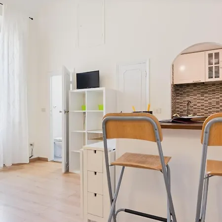 Pergola Modern And Cozy Studio Florence Exterior photo
